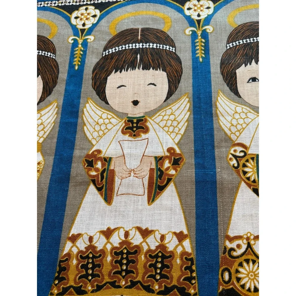 Vintage Ulster linen tea towel. 'Cherubs'